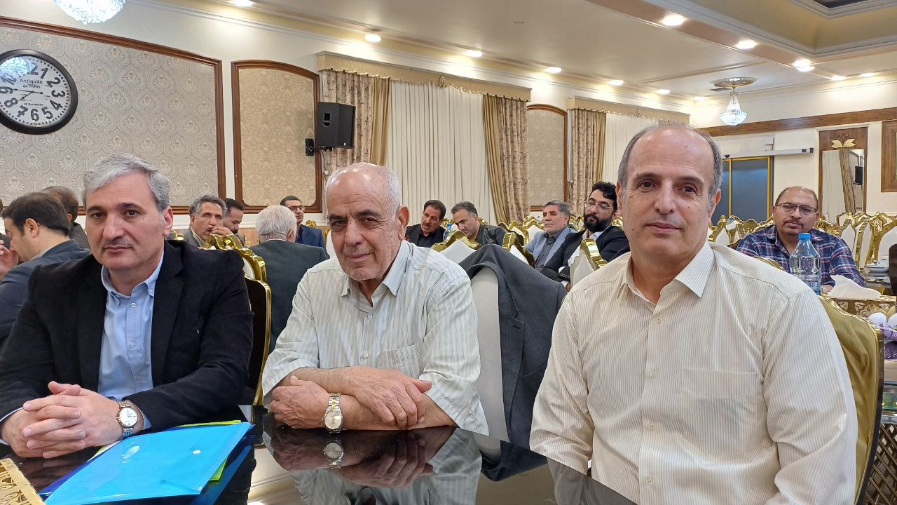 جلسهٔ انجمن اولیا و مربیان